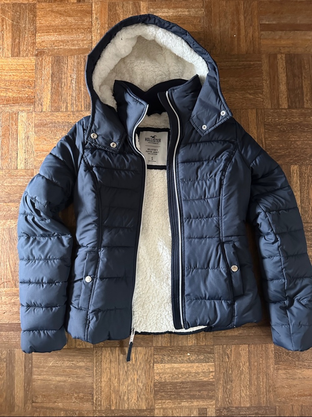 Hollister Navy Puffer Jacket with White Sherpa Hood